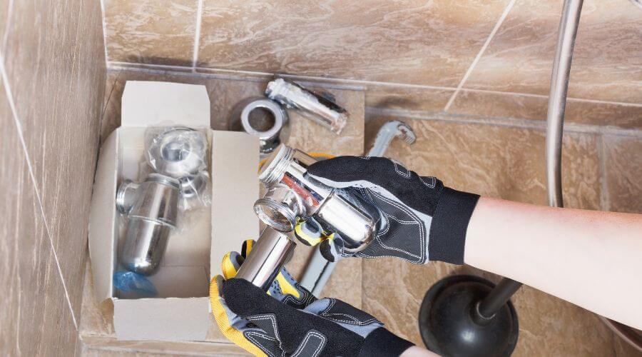 Expert flood damage restoration services in Mekinock, ND
